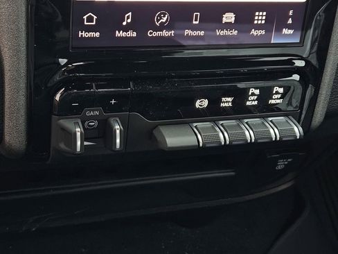 New 2026 RAM 2500 Tradesman AWD/4WD image 18