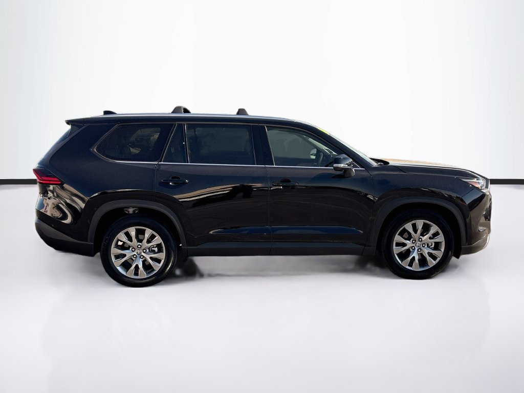 Used 2025 Toyota Grand Highlander FWD image 4