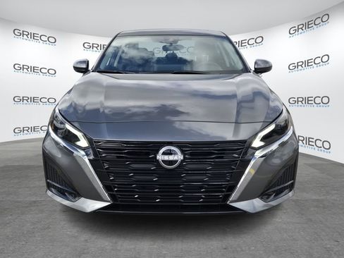 New 2025 Nissan Altima 2.5 SL image 3