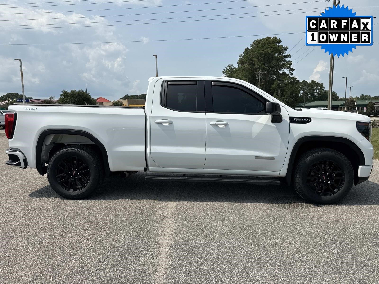 Used 2023 GMC Sierra 1500 Elevation AWD/4WD image 2