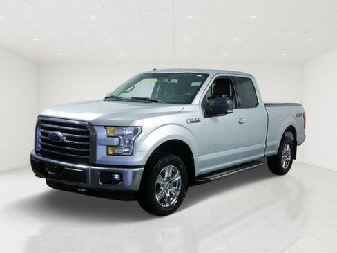 Used 2016 Ford F150 XLT w/ Equipment Group 302A Luxury AWD/4WD image 3