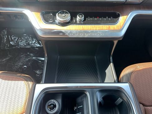 New 2027 Ford Expedition Max King Ranch AWD/4WD image 22