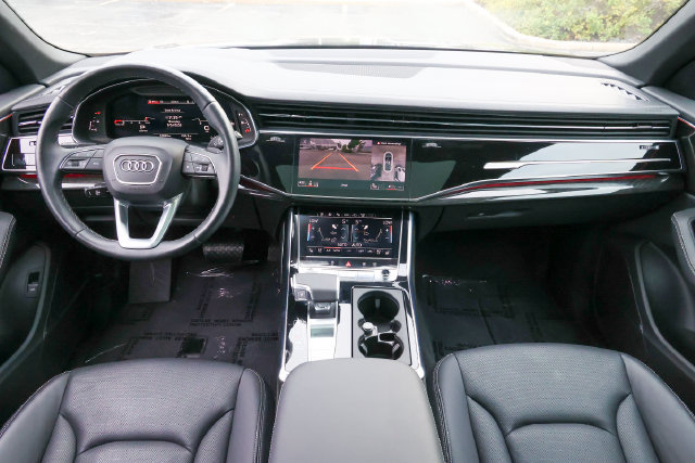 Certified 2023 Audi Q8 Prestige w/ Prestige Package AWD/4WD image 7