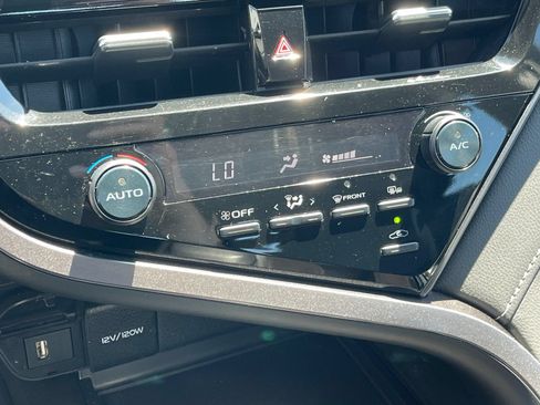 Used 2024 Toyota Camry SE FWD image 21