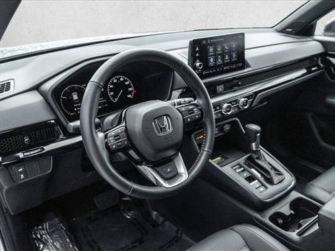 Used 2025 Honda CR-V Sport Touring image 10