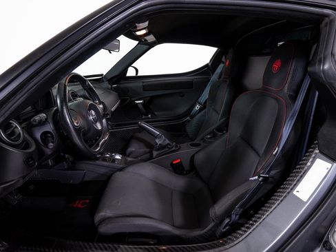 Used 2018 Alfa Romeo 4C Coupe w/ Convenience Group - Coupe image 17