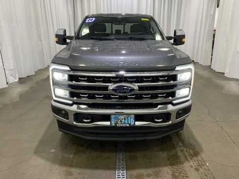 Used 2024 Ford F250 Lariat w/ Chrome Package image 9