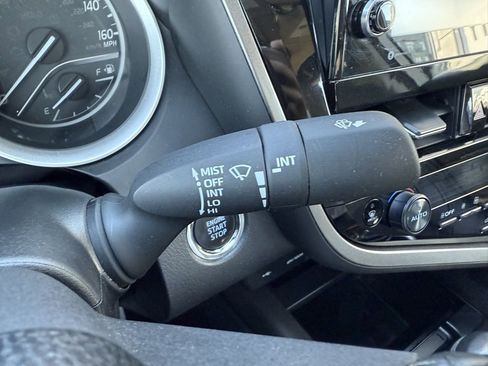 Used 2024 Toyota Camry XLE image 22