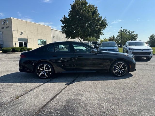 Certified 2024 BMW 530i xDrive w/ M Sport Package AWD/4WD image 8