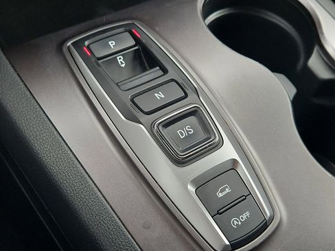 Used 2022 Honda Pilot Sport image 16