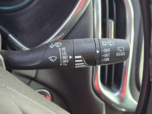 Used 2022 Chevrolet Equinox LT image 22