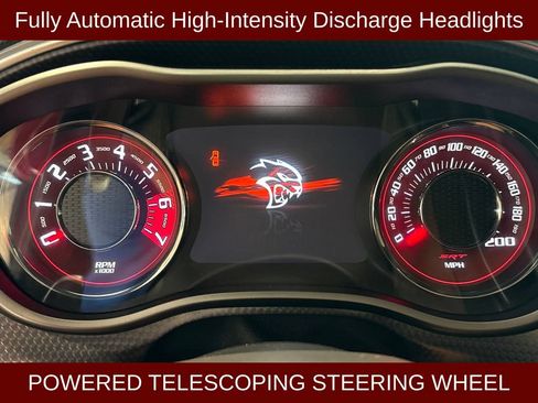 Used 2016 Dodge Challenger SRT Hellcat RWD image 17