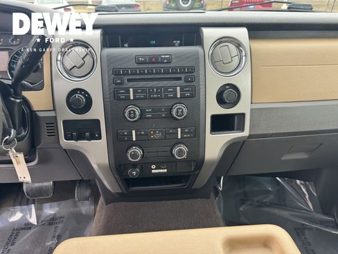 Used 2011 Ford F150 XLT w/ XLT Convenience Pkg image 17