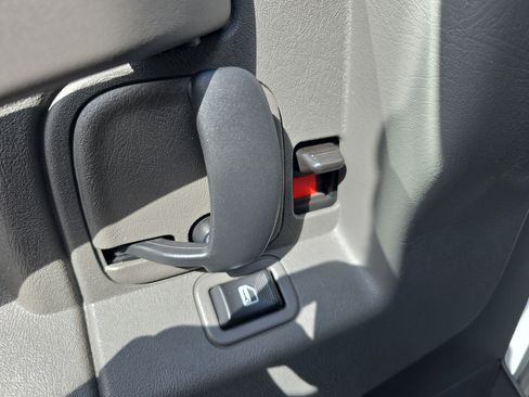 Used 2023 Chevrolet Express 3500 LS image 19