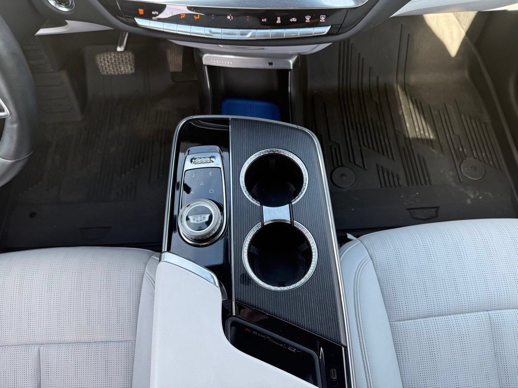 Certified 2024 Cadillac Lyriq Sport w/ LPO, Floor Liner Package AWD/4WD image 26