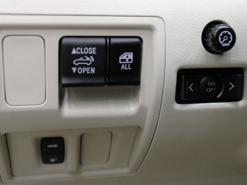 Used 2011 Lexus IS 250C image 63