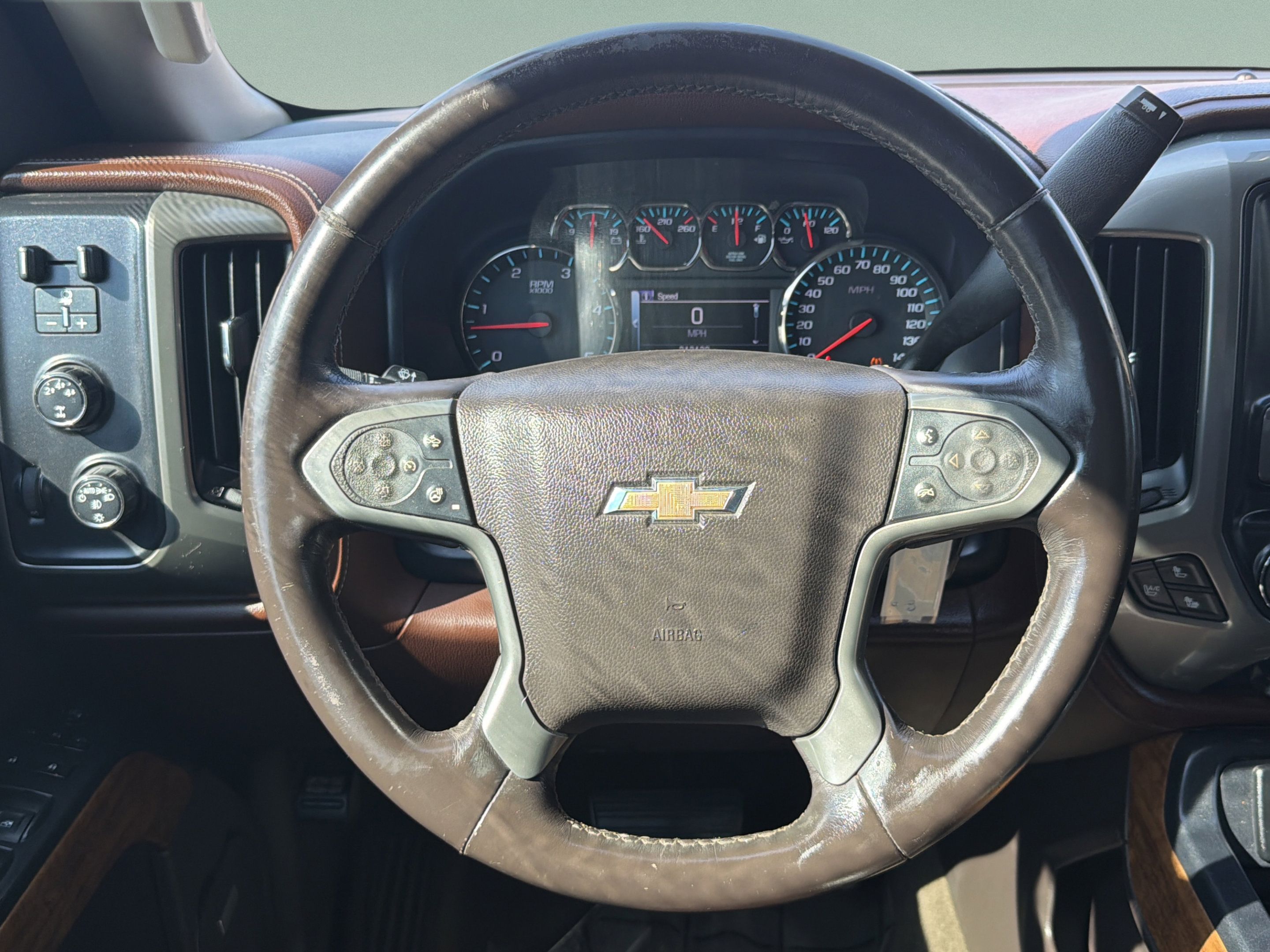 Used 2015 Chevrolet Silverado 2500 High Country w/ Duramax Plus Package AWD/4WD image 9