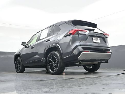 Used 2023 Toyota RAV4 SE AWD/4WD image 38