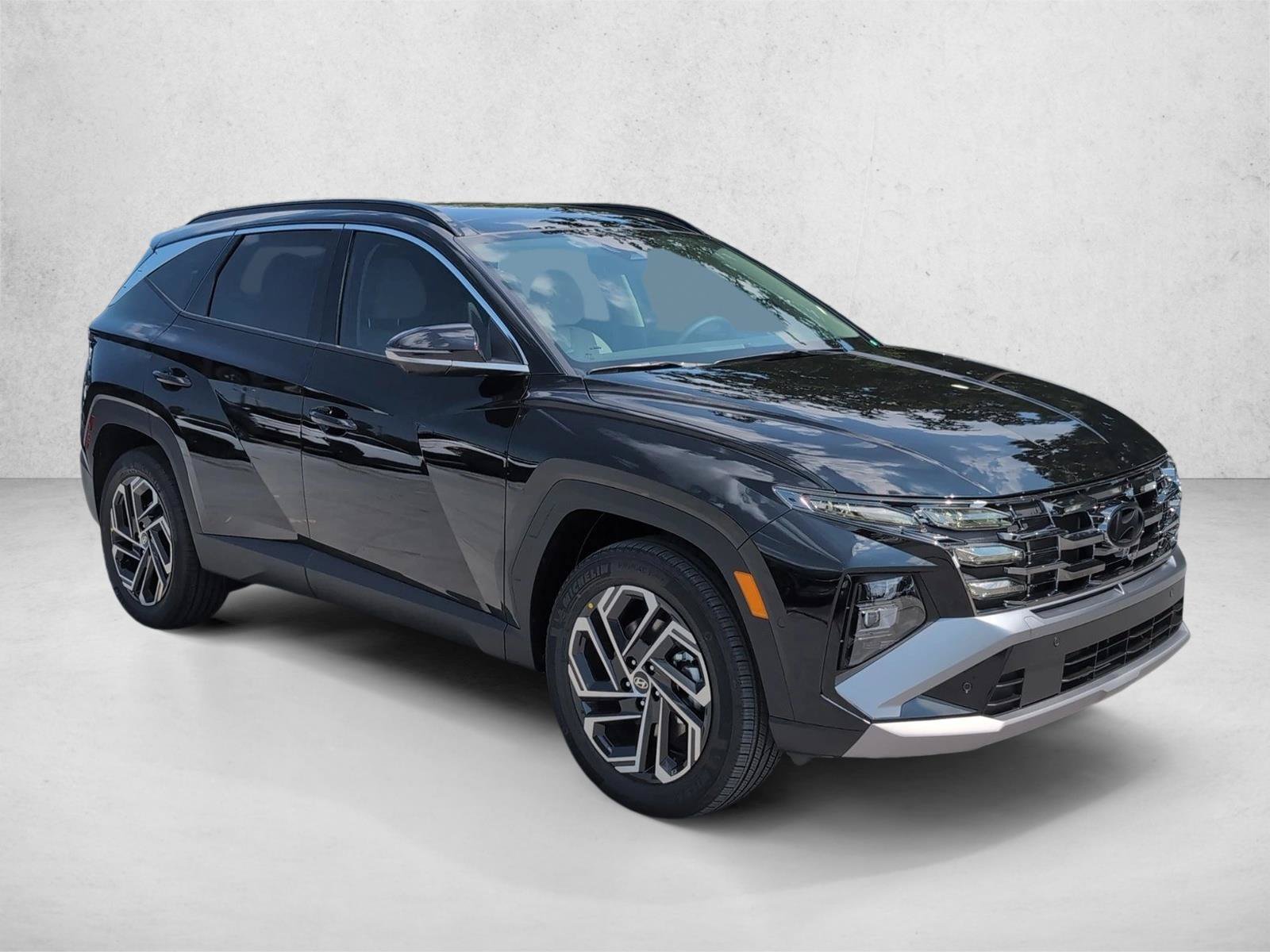 New 2026 Hyundai Tucson Limited AWD/4WD image 3