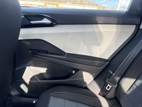 New 2026 Volkswagen Taos S image 24