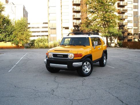 Used 2007 Toyota FJ Cruiser 2WD image 15