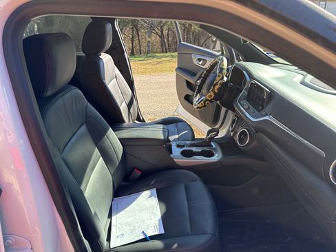 Used 2021 Chevrolet Blazer LT image 19