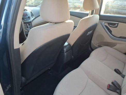 Used 2016 Hyundai Elantra SE FWD image 7