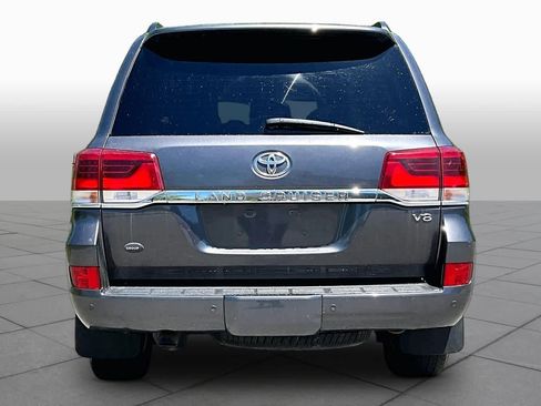 Used 2016 Toyota Land Cruiser AWD/4WD image 4