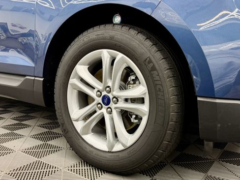 Used 2019 Ford Edge SEL w/ Equipment Group 201A image 27