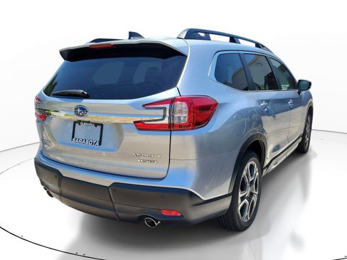 Used 2026 Subaru Ascent Limited AWD/4WD image 6