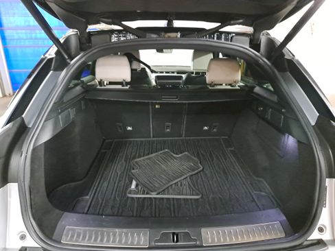 Used 2018 Land Rover Range Rover Velar R-Dynamic HSE AWD/4WD image 13
