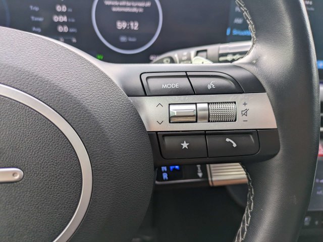 Used 2025 Hyundai Sonata Limited FWD image 24
