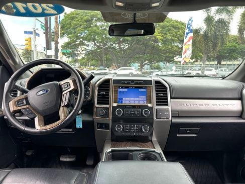 Used 2019 Ford F250 Lariat w/ Lariat Value Package image 14