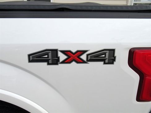 Used 2020 Ford F150 Platinum w/ Technology Package image 35