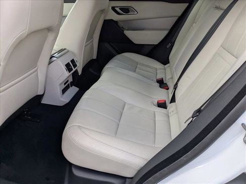 Used 2022 Land Rover Range Rover Velar R-Dynamic S image 19