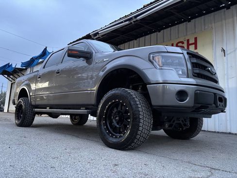 Used 2014 Ford F150 FX4 w/ Equipment Group 402A Luxury image 28