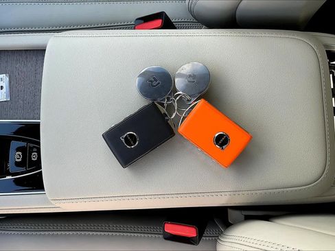 New 2026 Volvo XC90 B6 Ultra w/ Protection Package image 35