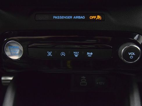 Used 2024 Ford Escape ST-Line w/ Tech Pack #1 AWD/4WD image 32