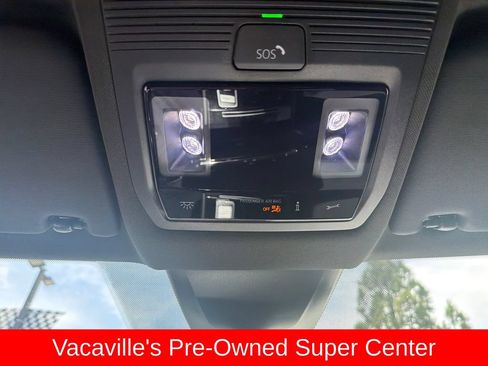 Used 2025 Volkswagen Atlas Cross Sport SE FWD image 21