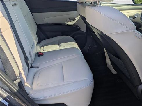 Used 2025 Hyundai Tucson Limited image 20