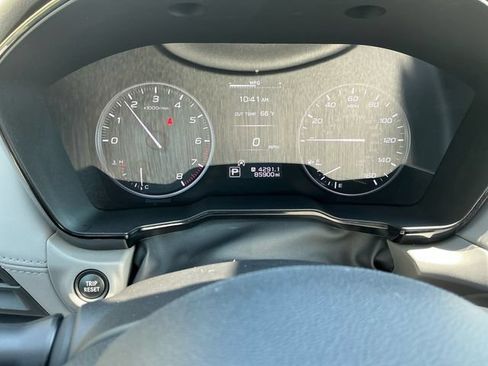 Used 2023 Subaru Outback Premium AWD/4WD image 22