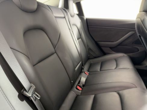 Used 2018 Tesla Model 3 Long Range image 24
