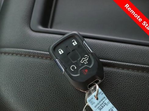 Used 2019 GMC Sierra 1500 SLT image 3