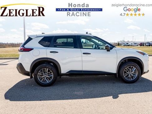 Used 2022 Nissan Rogue S image 8