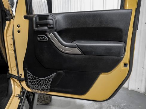 Used 2014 Jeep Wrangler Unlimited Sport w/ Quick Order Package 24S image 40