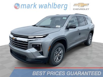 New 2025 Chevrolet Traverse LT w/ Driver Confidence Package
