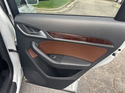 Used 2017 Audi Q3 2.0T Premium Plus image 16