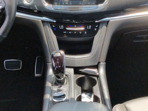 Used 2024 Cadillac XT6 Sport AWD/4WD image 19