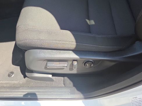 Used 2024 Honda CR-V EX image 14