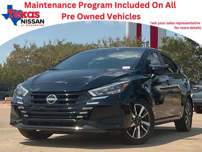 Used 2025 Nissan Versa SV w/ Trunk Package